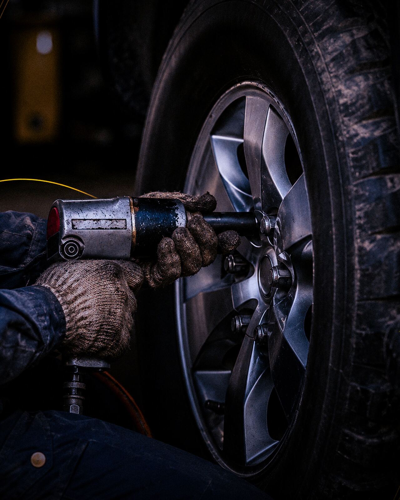 Mechanic inspecting a vehicle